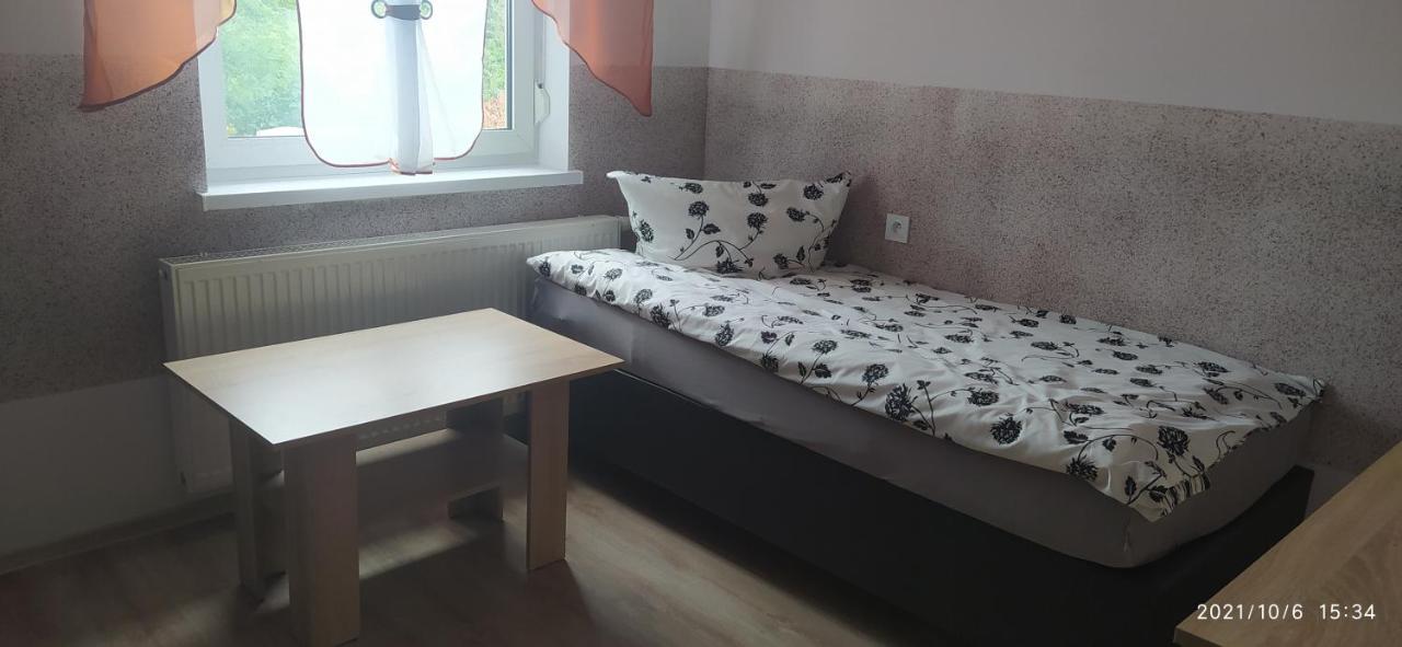 Jedrzychowice  4U Hostel Zgorzelec - Free Parking מראה חיצוני תמונה